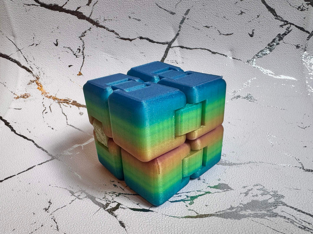 Glitter Multicolor Infinity Cube XL