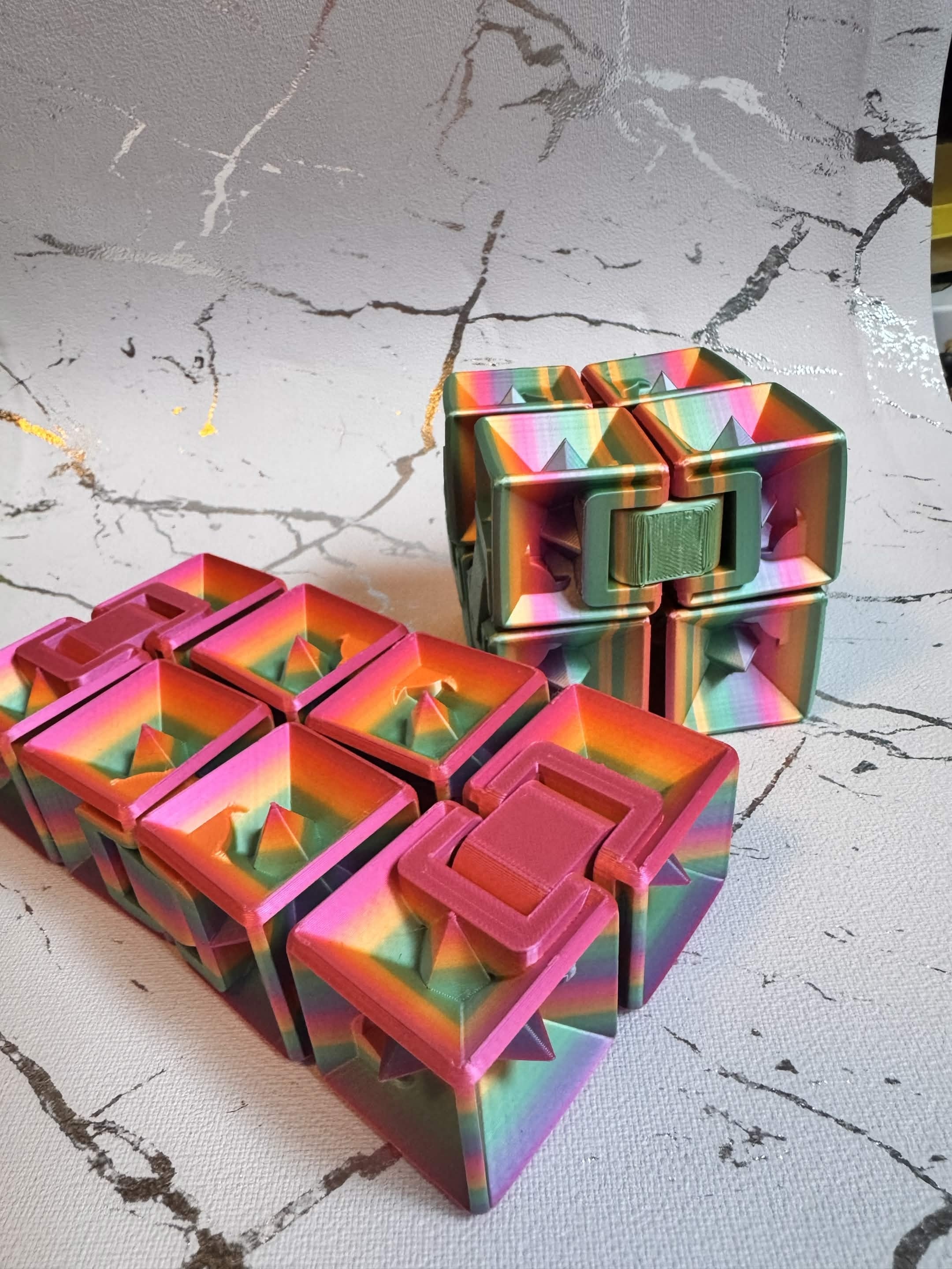 XL infinity Cube Patterned