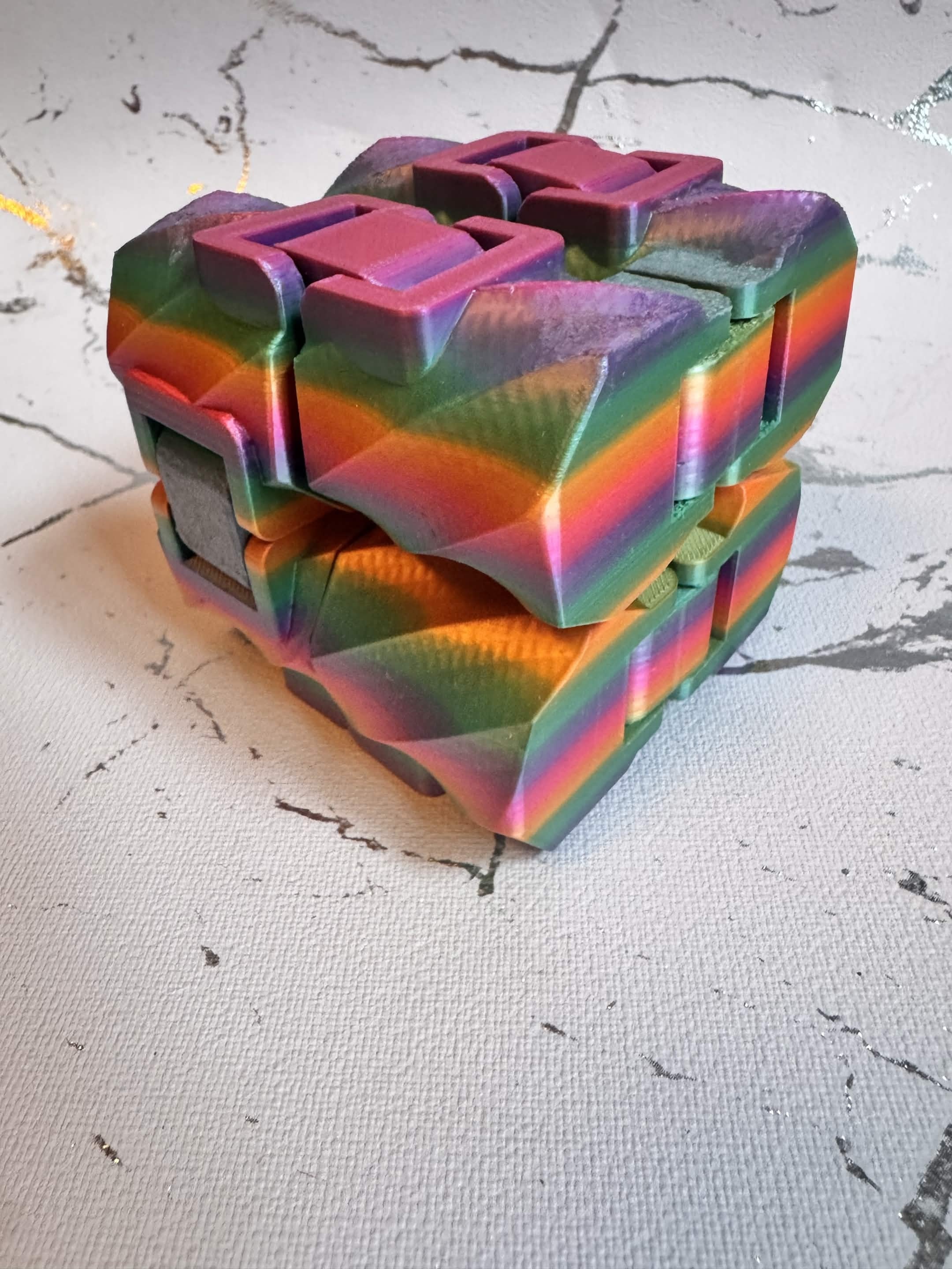 XL infinity Cube Patterned